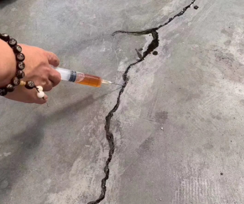 鹿寨混凝土裂缝修补技术详解​