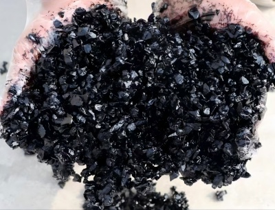 鹿寨沥青冷补料（沥青砂）的优势特点与施工流程解析